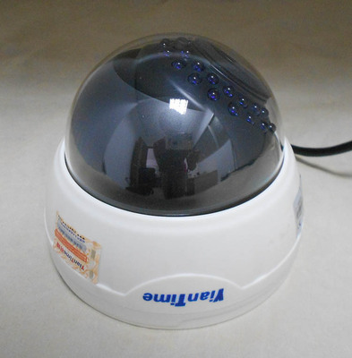 监控摄像机 960P/130万低照度LED红外网络摄像机（室内半球）产品介绍